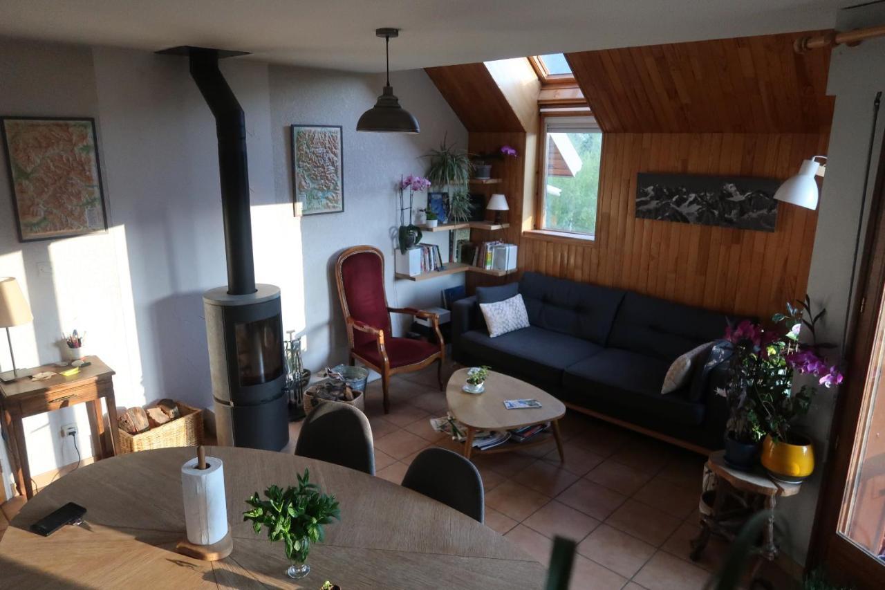 Chez Cat Et Christophe , Chambre Calme Et Lumineuse Chez L'Habitant Avec Vue Guillestre Esterno foto